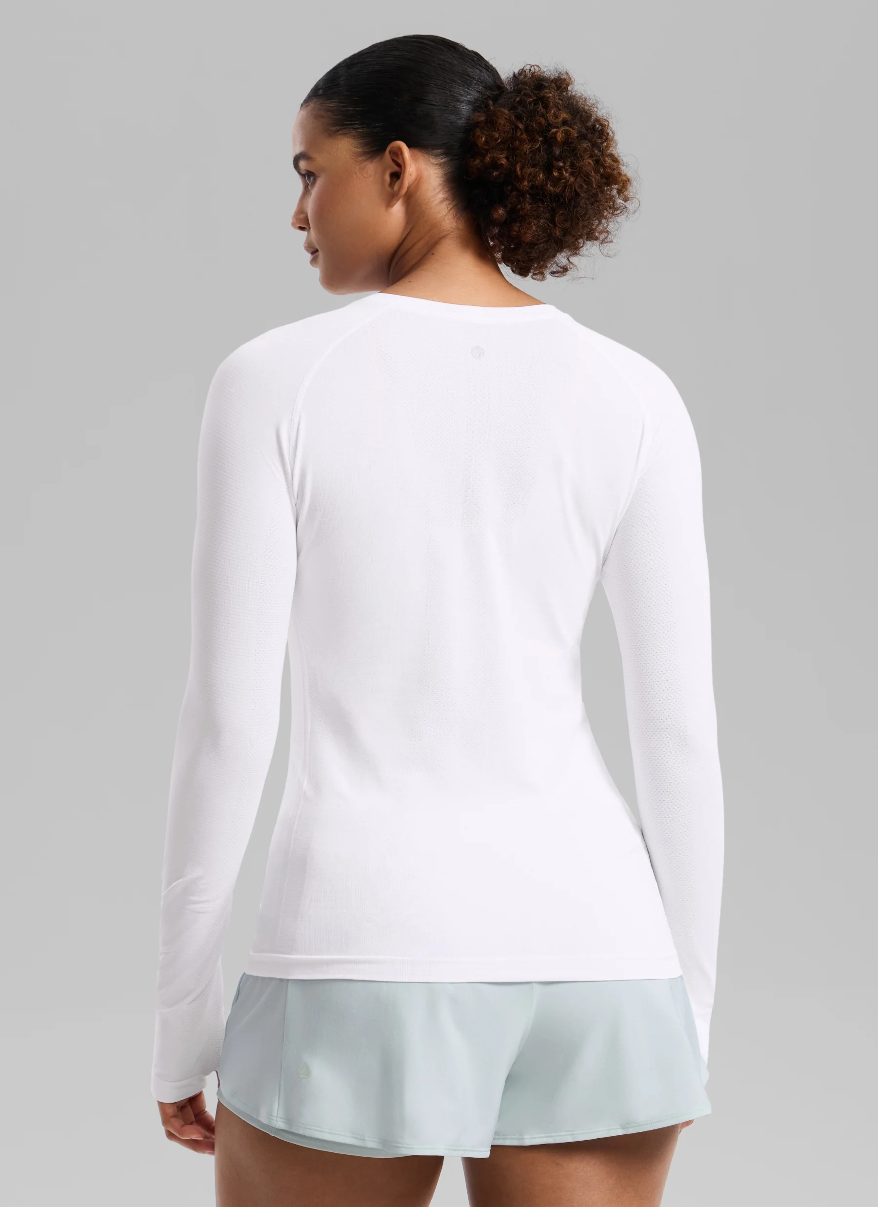 Seamless Crew Neck Long Sleeve - Image 13