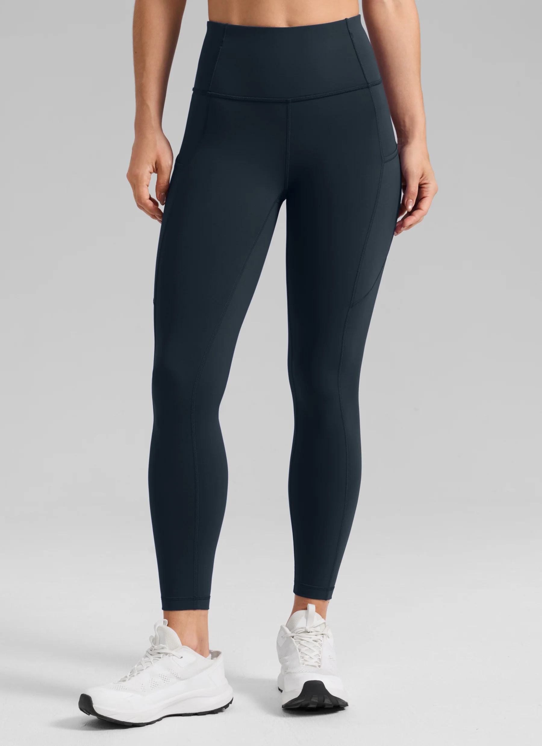 Nakedfeel Pocket Legging 25'' - Image 11