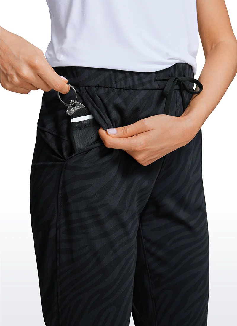 Stretch Cropped Pocket Pant 23'' - Image 11