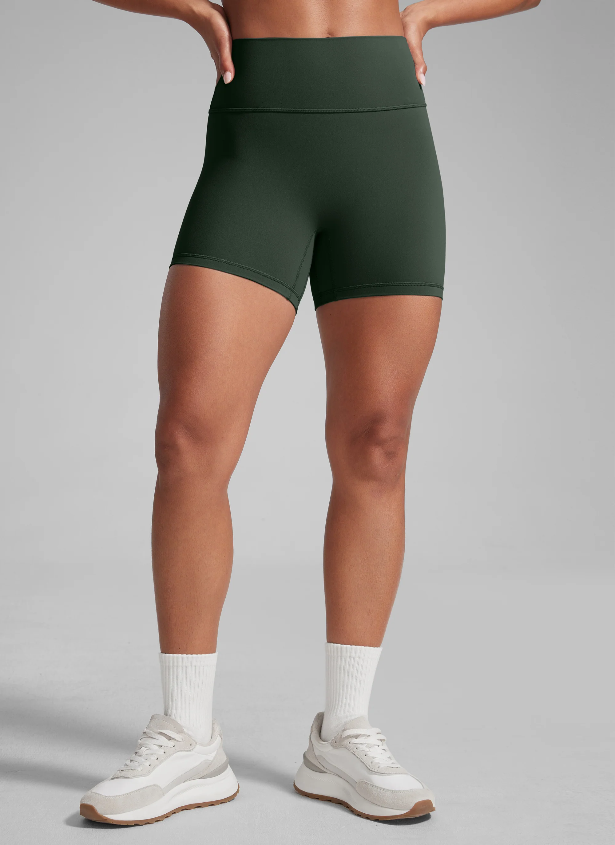 Secretsculpt™ No Front Seam Shorts 4'' - Image 25