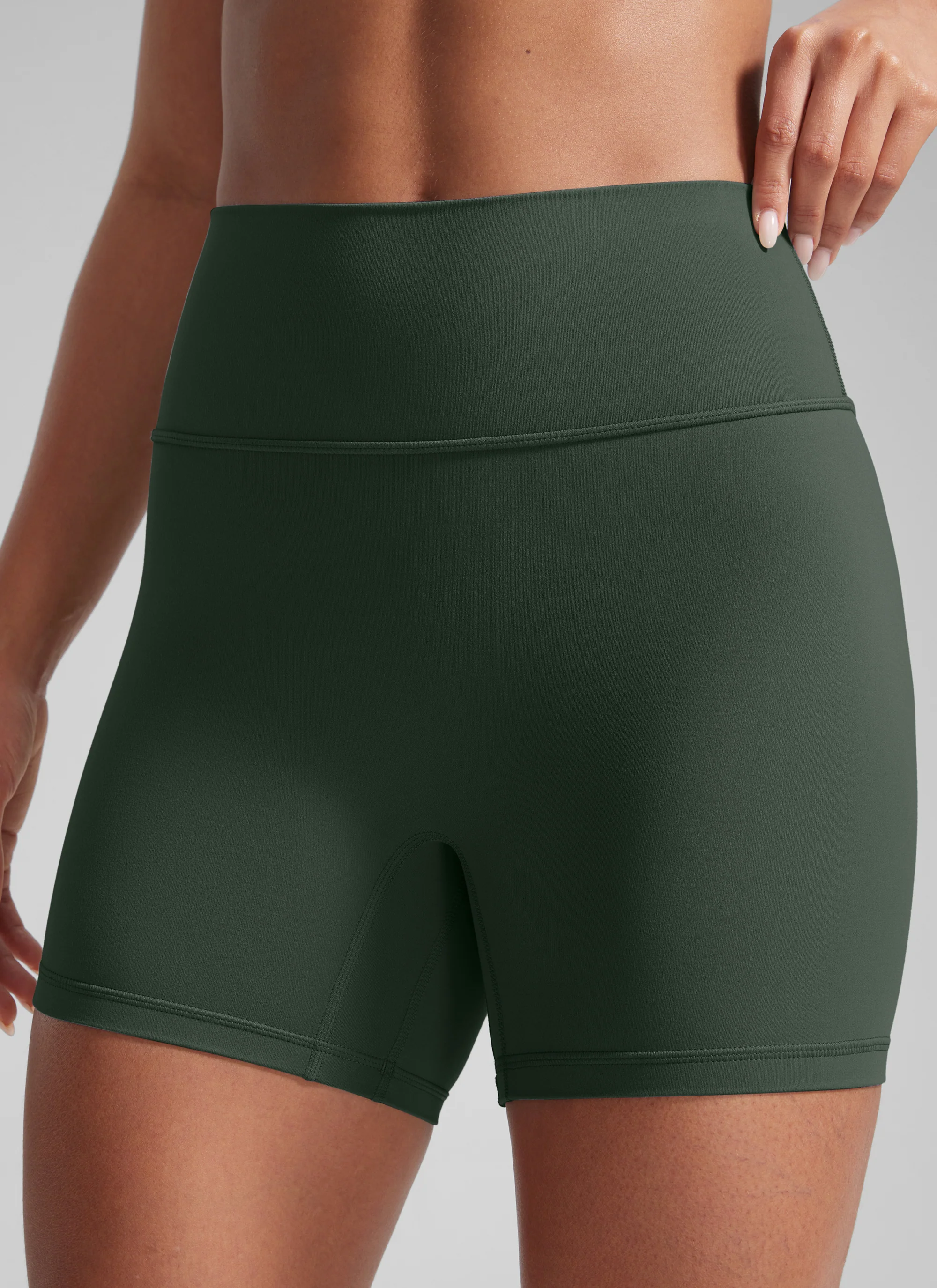 Secretsculpt™ No Front Seam Shorts 4'' - Image 27