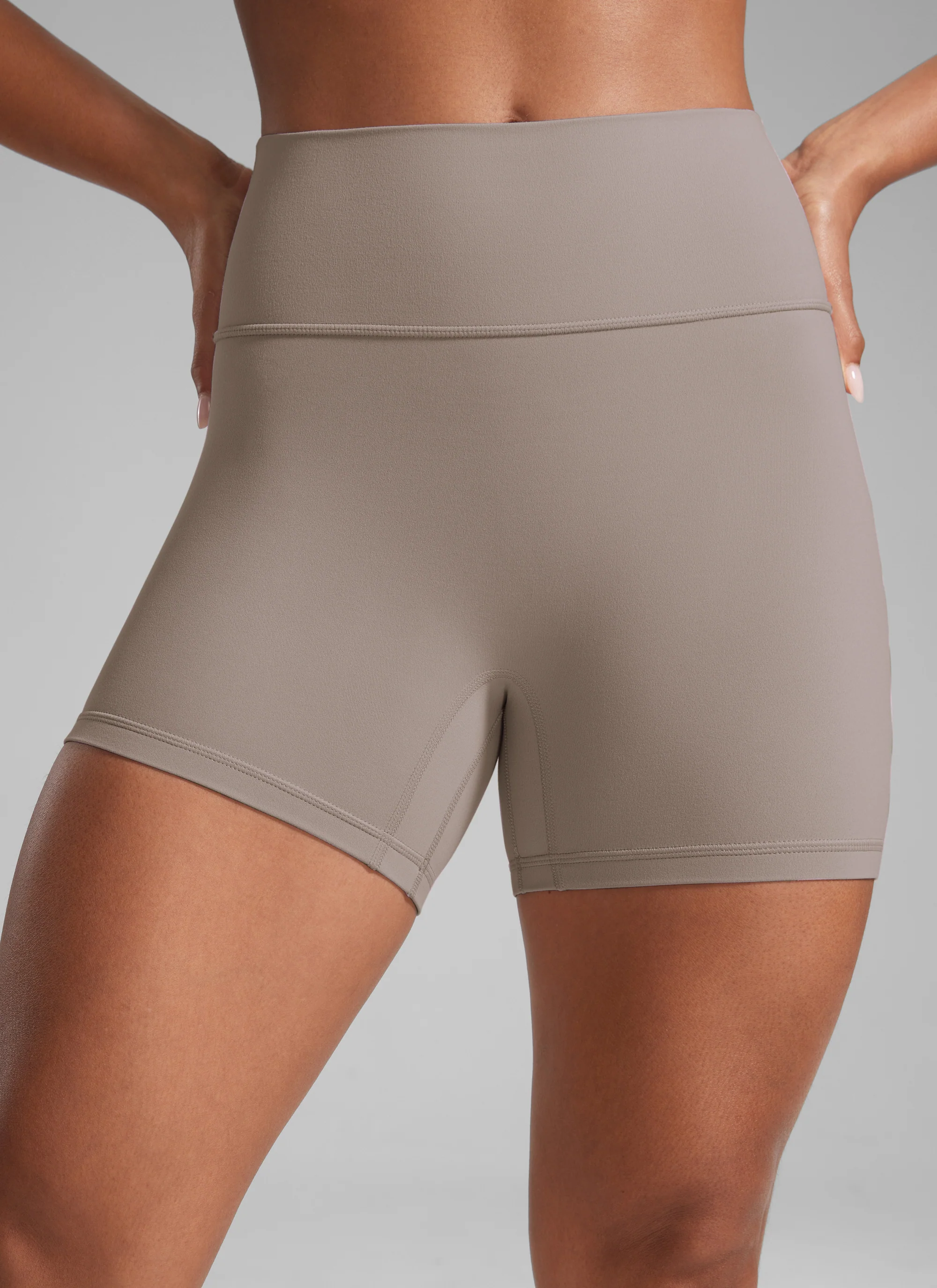 Secretsculpt™ No Front Seam Shorts 4'' - Image 34