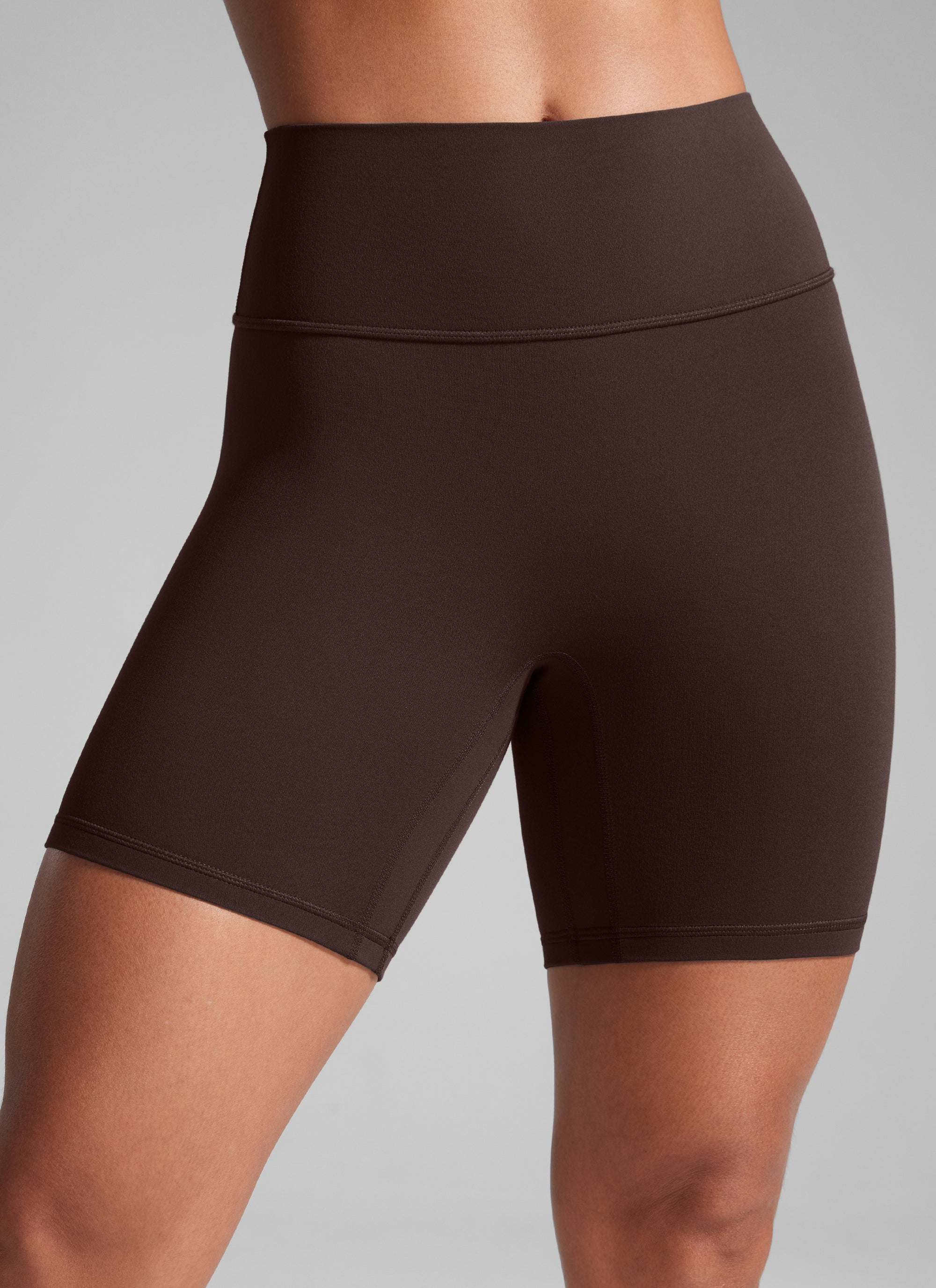 Secretsculpt™ No Front Seam Shorts 6'' - Image 19