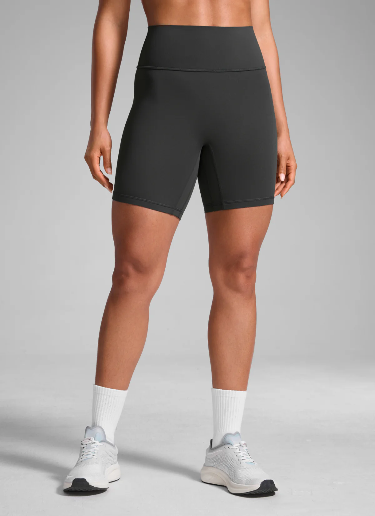 Secretsculpt™ No Front Seam Shorts 6'' - Image 6