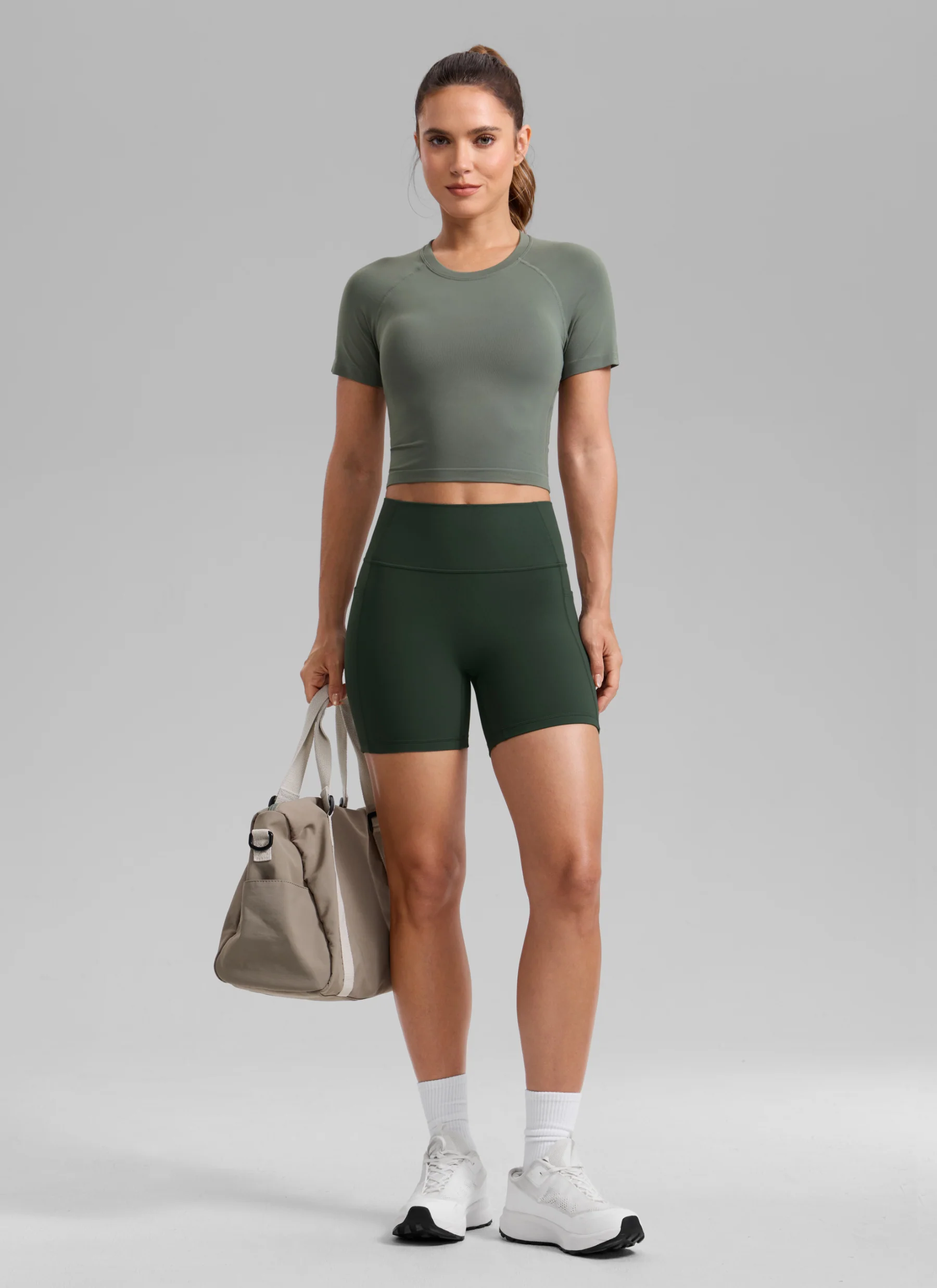 Secretsculpt™ No Front Seam Pocket Shorts 5'' - Image 32