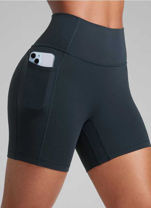Secretsculpt™ No Front Seam Pocket Shorts 5'' - Image 8
