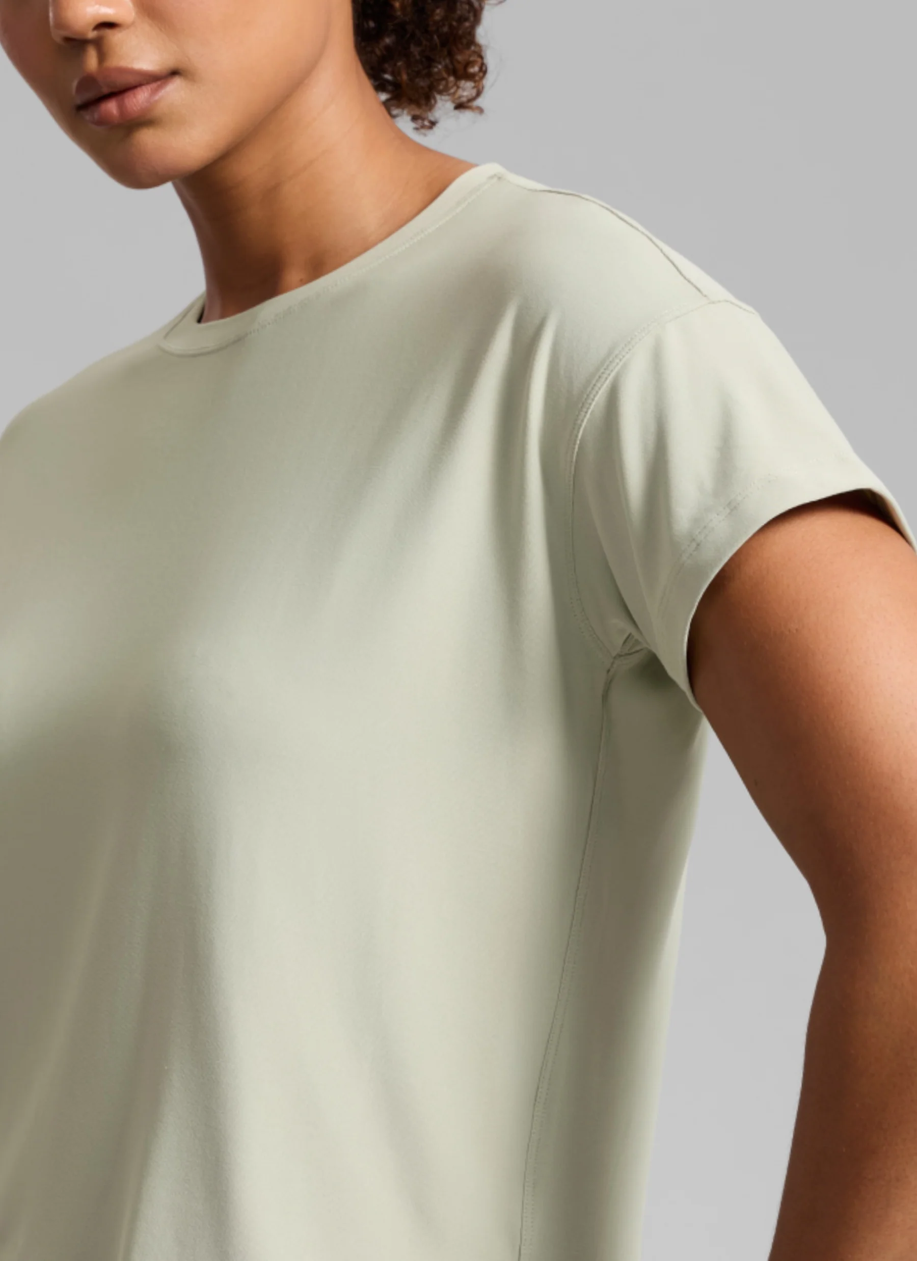 Cloudweight Lightweight Loose Short Sleeve - Image 45