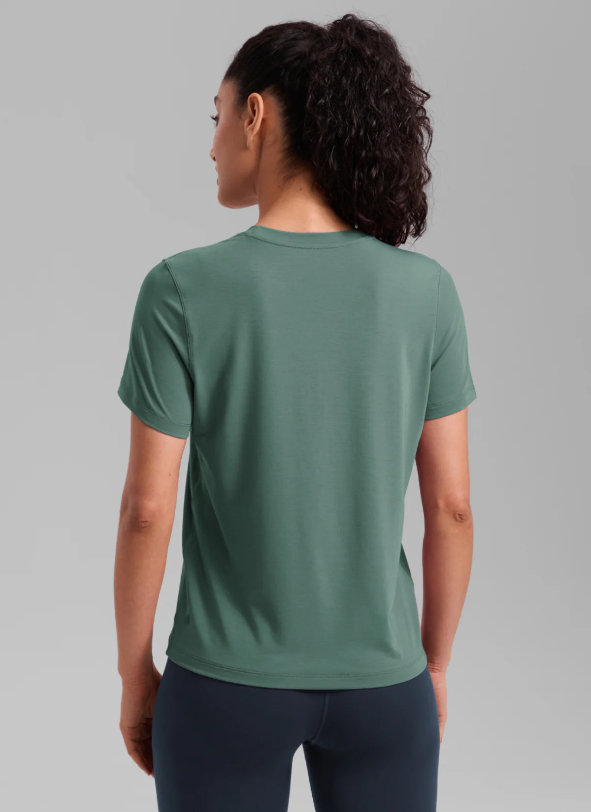 Quick Dry Crewneck Hip Length Short Sleeve - Image 2