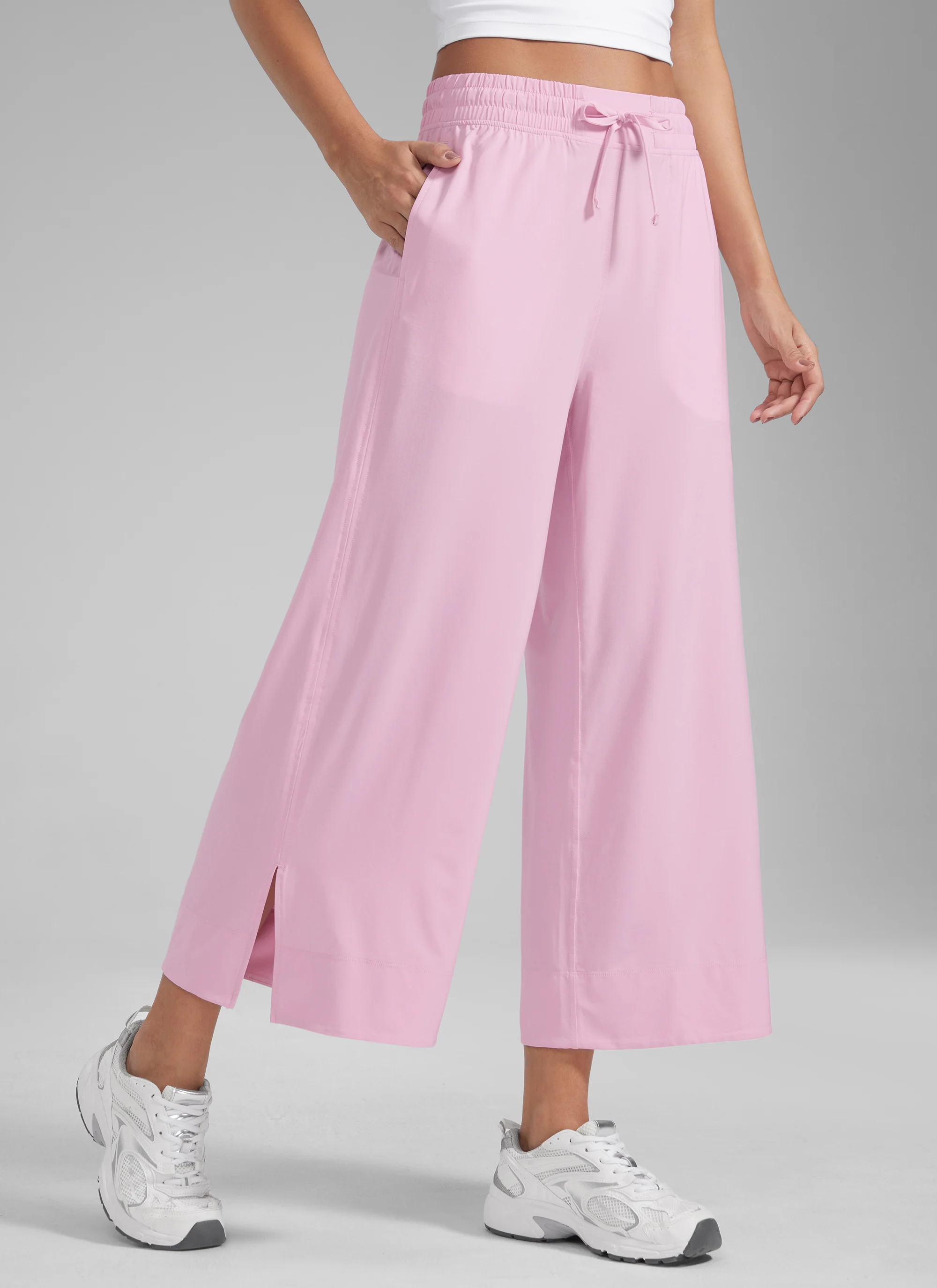 Feathery-Fit Soft Pocket High Rise Pant 25'' - Image 12