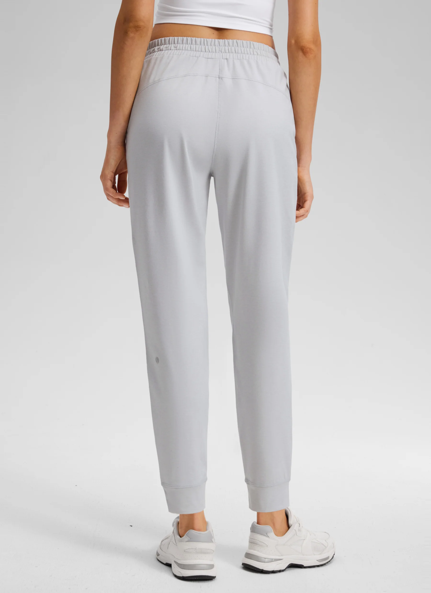 Drawstring Performance Pocket Jogger 27.5" - Image 2