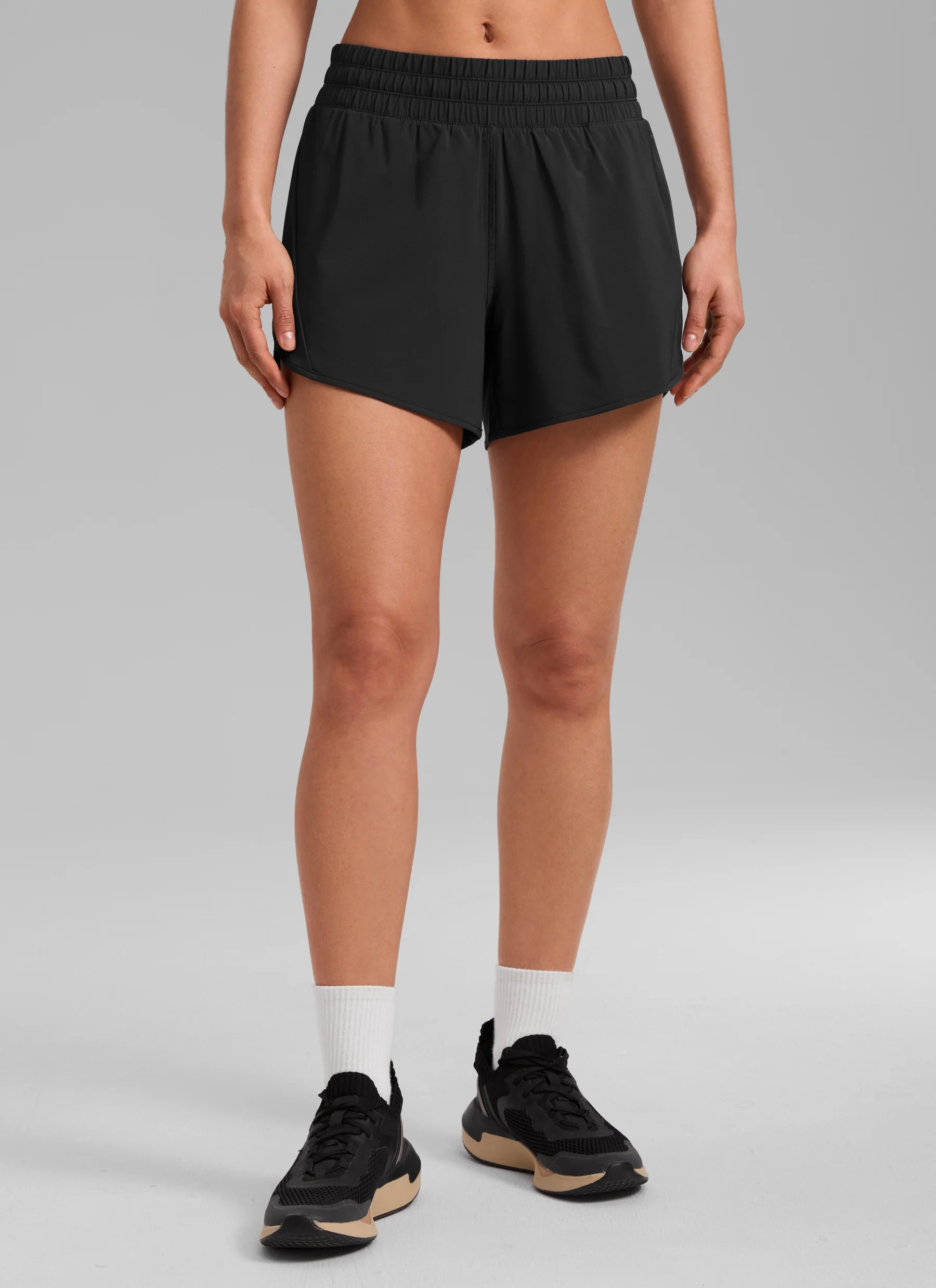 Feathery-Fit Soft Mid Rise Lined Shorts 5'' - Image 10