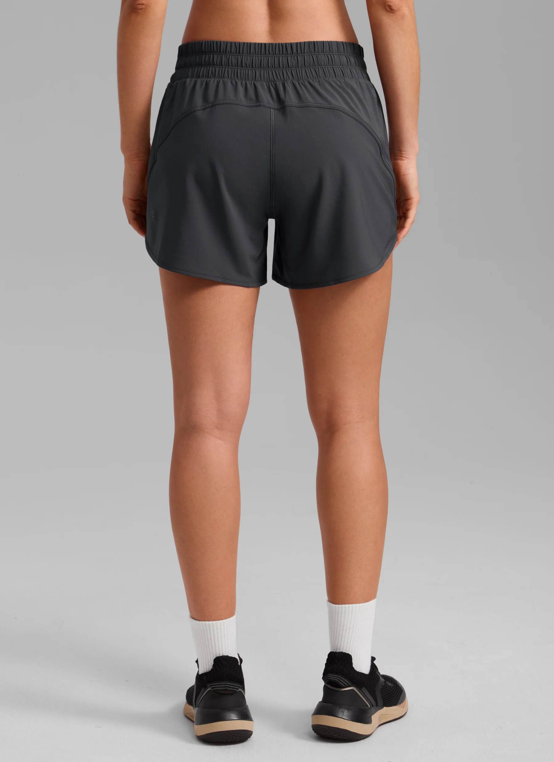 Feathery-Fit Soft Mid Rise Lined Shorts 5'' - Image 6