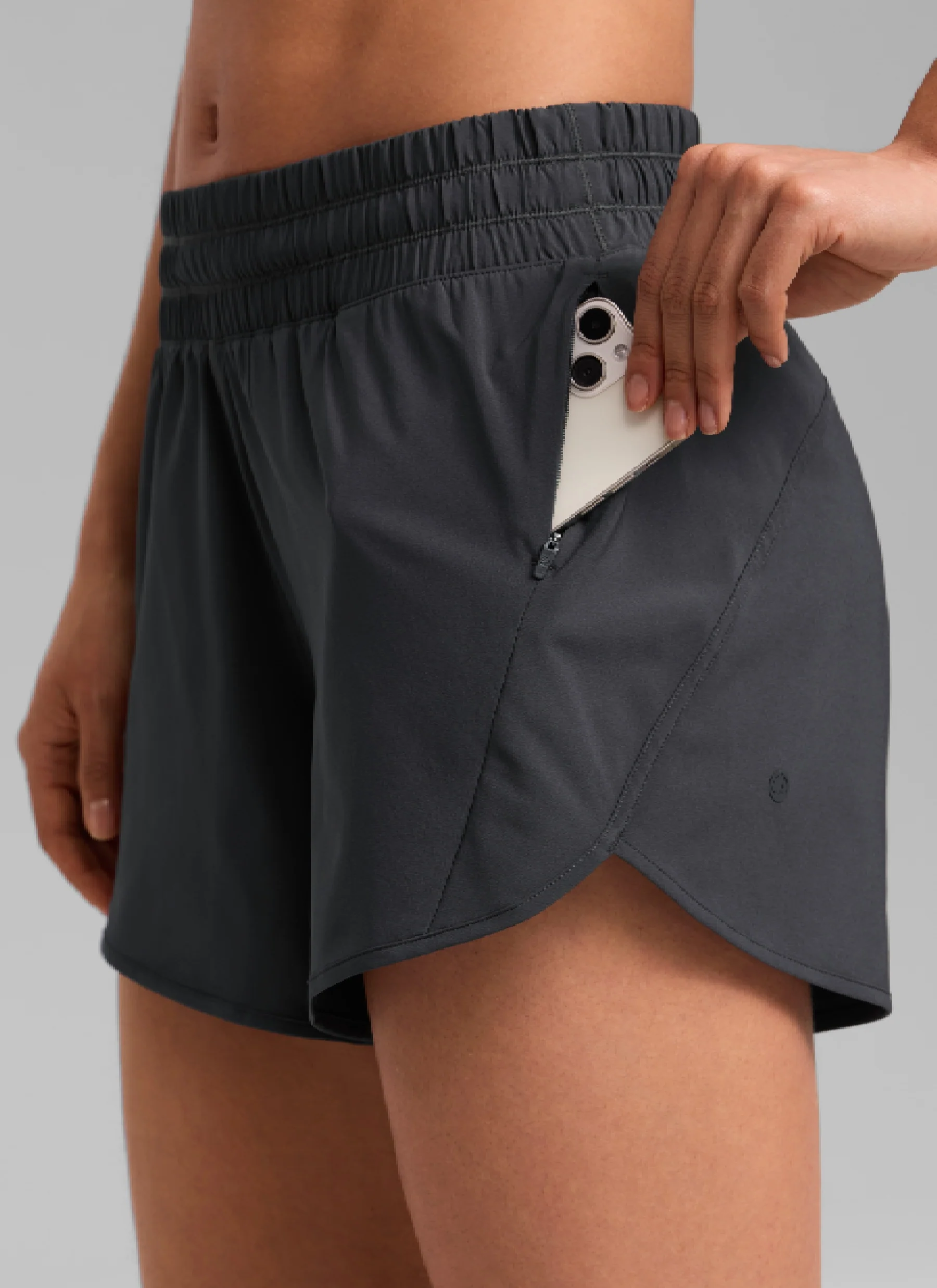Feathery-Fit Soft Mid Rise Lined Shorts 5'' - Image 9